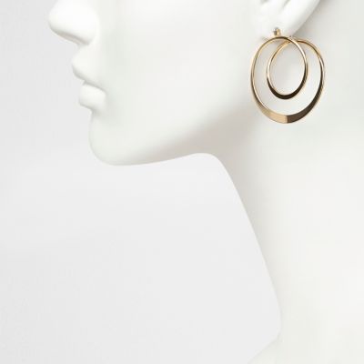 Gold tone twist hoop earrings